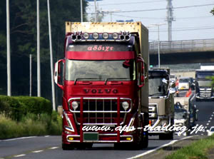 アップル商事VOLVOカスタム